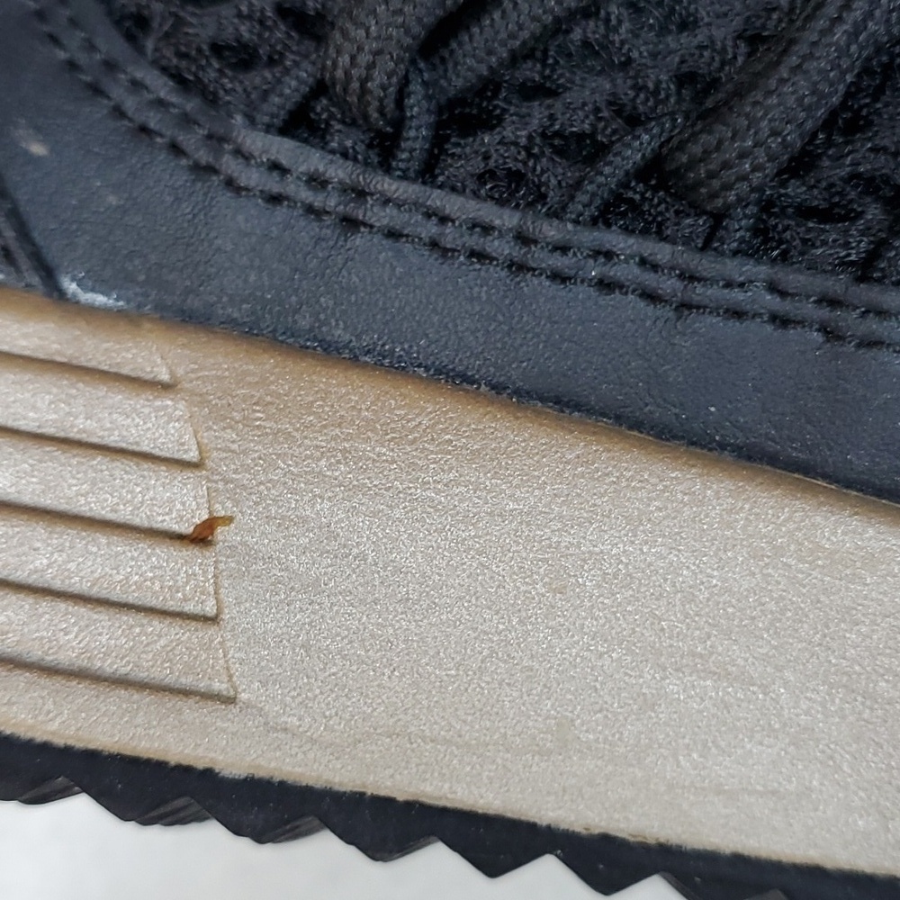 Under Armour Breathe Lace up Sneakers - Picture 9 of 12